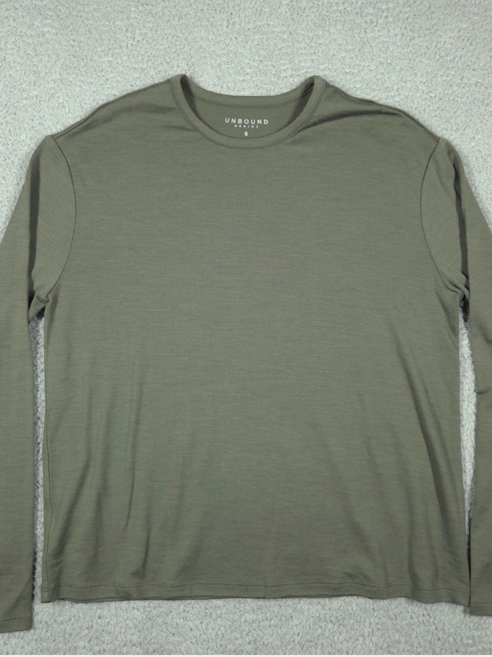 Women’s Long-Sleeve Crew Neck Shirt - Olive